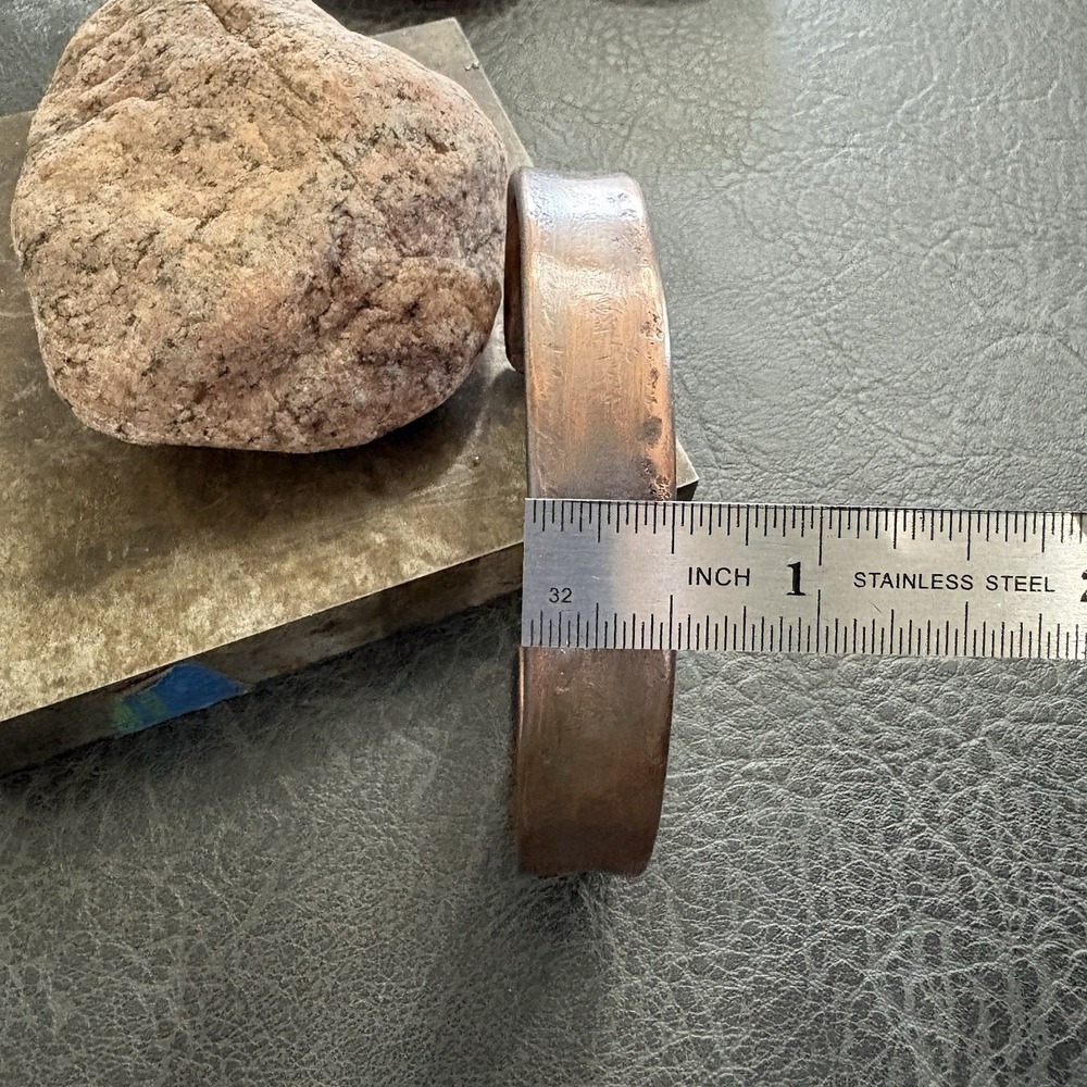 Pure Copper Handmade 1/2 Inch Cuff Bracelet Unisex Hammered Concrete Finish - Picture 4 of 7